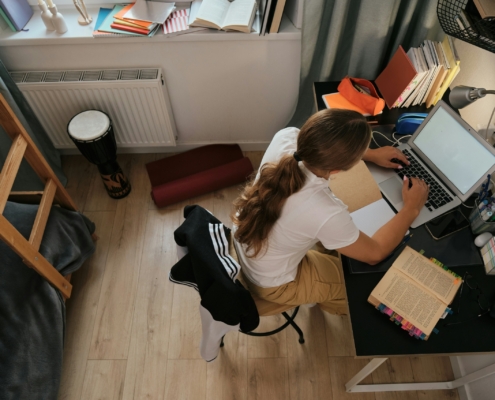 Slim en stijlvol compact wonen in Antwerpen – klaar voor het academiejaar